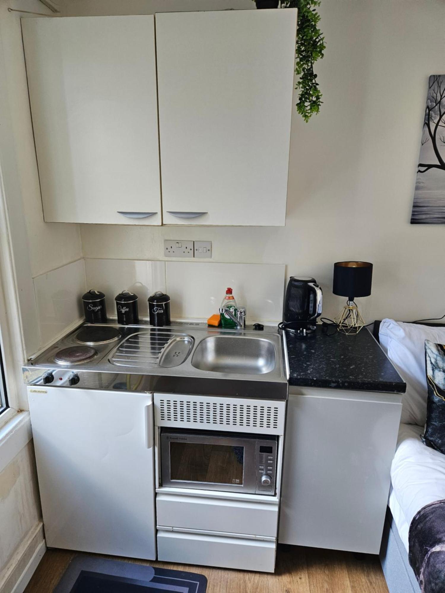Apartment Tiny Studio, 30 Min To St. Pancras, North *